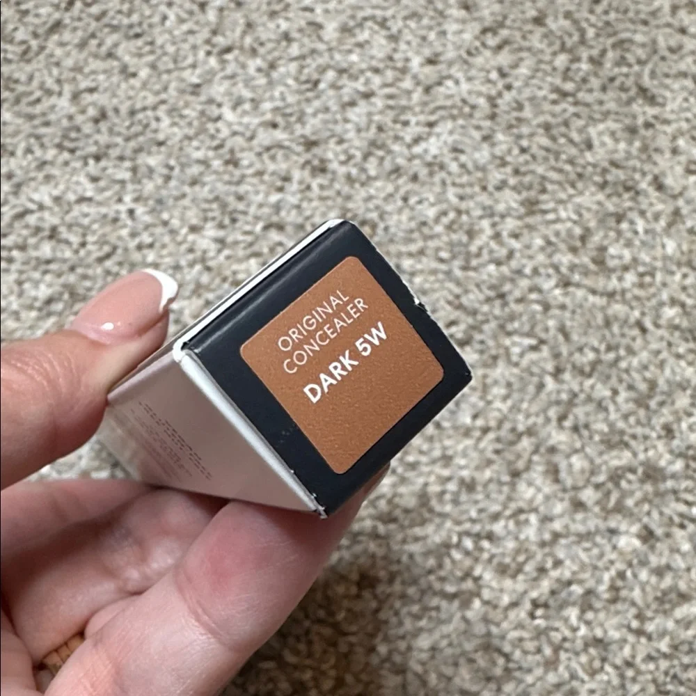 bareMinerals Original Liquid Mineral Concealer Dark 5W Full Size NWT Vegan